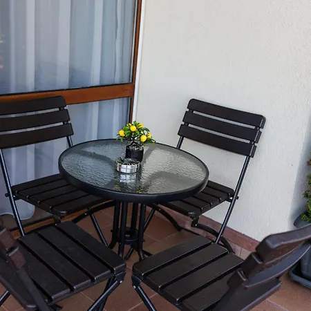 Via Pontica 123 Guest Apartman *